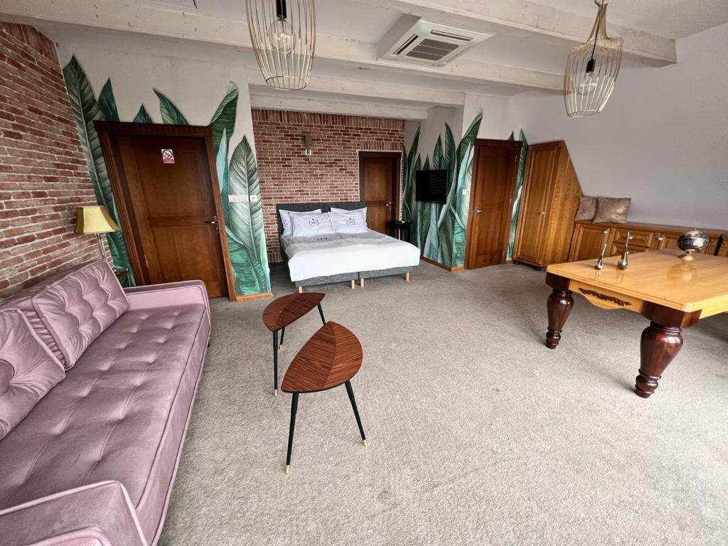 Hotel-Przystan Kikol 外观 照片
